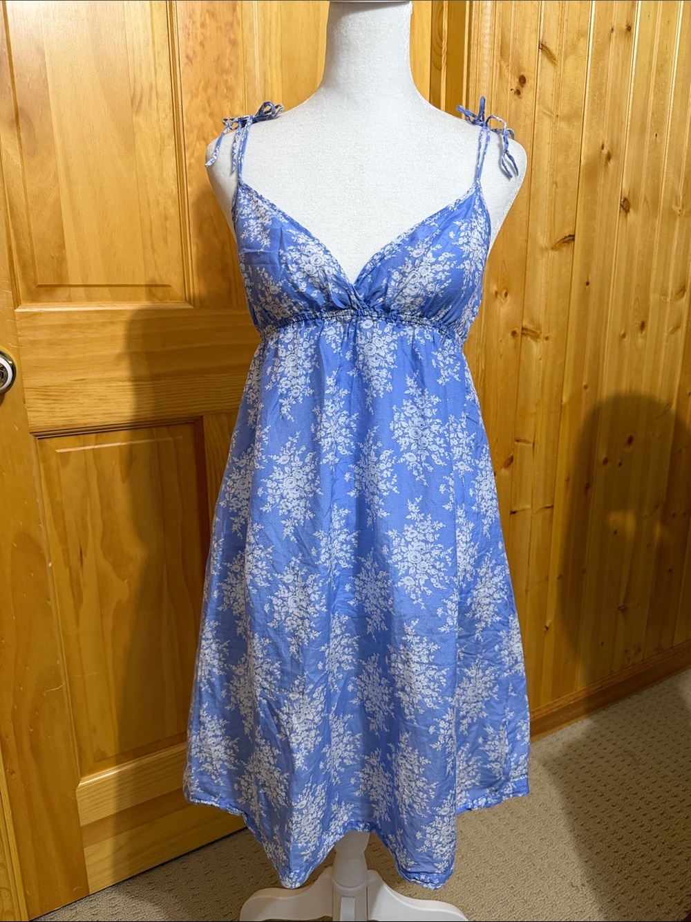 Oysho Blue Floral Tie-Shoulder Sundress, Size Medium.